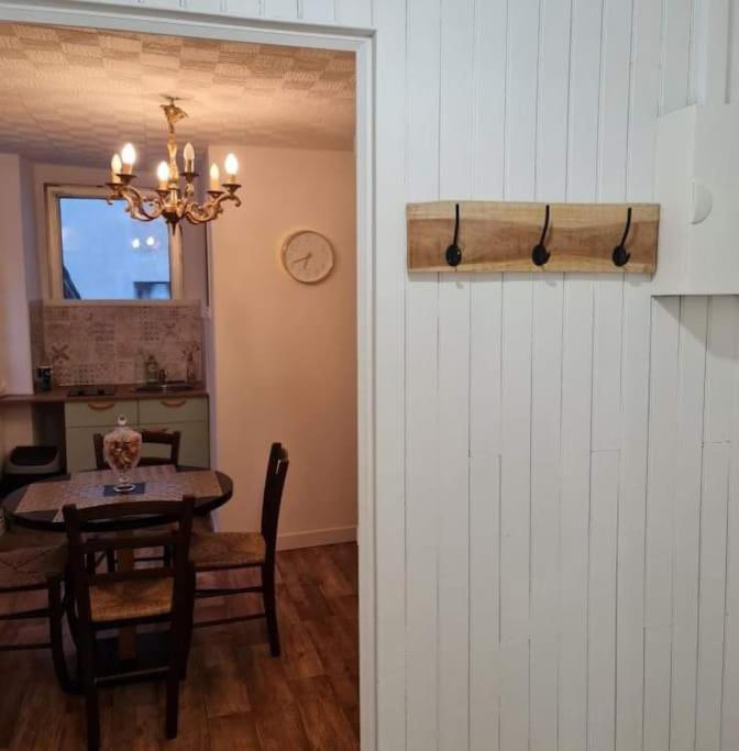 Le « Saint-Just » Apartment Rodez Bagian luar foto